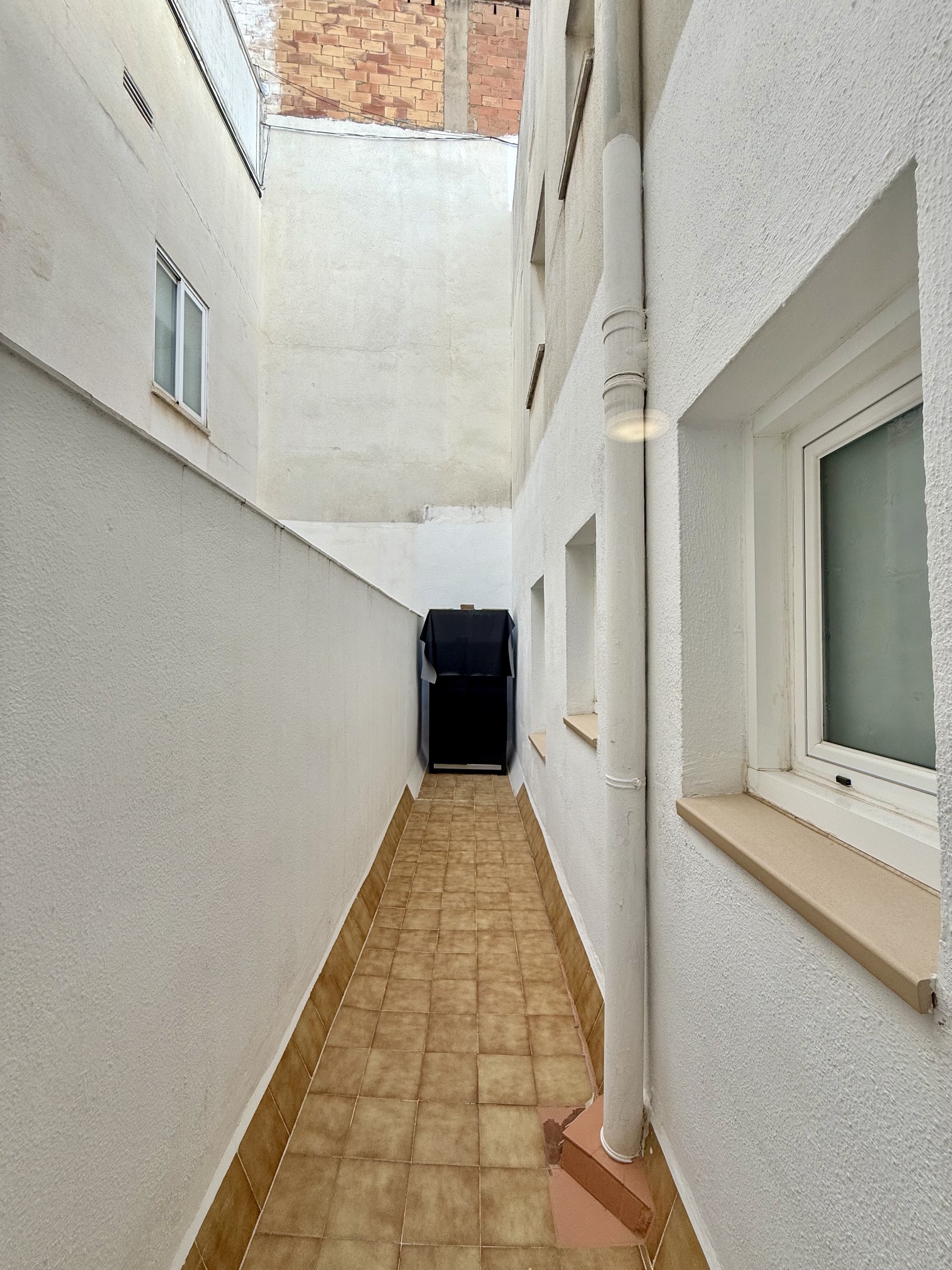 Antoni Gaudi  (16)