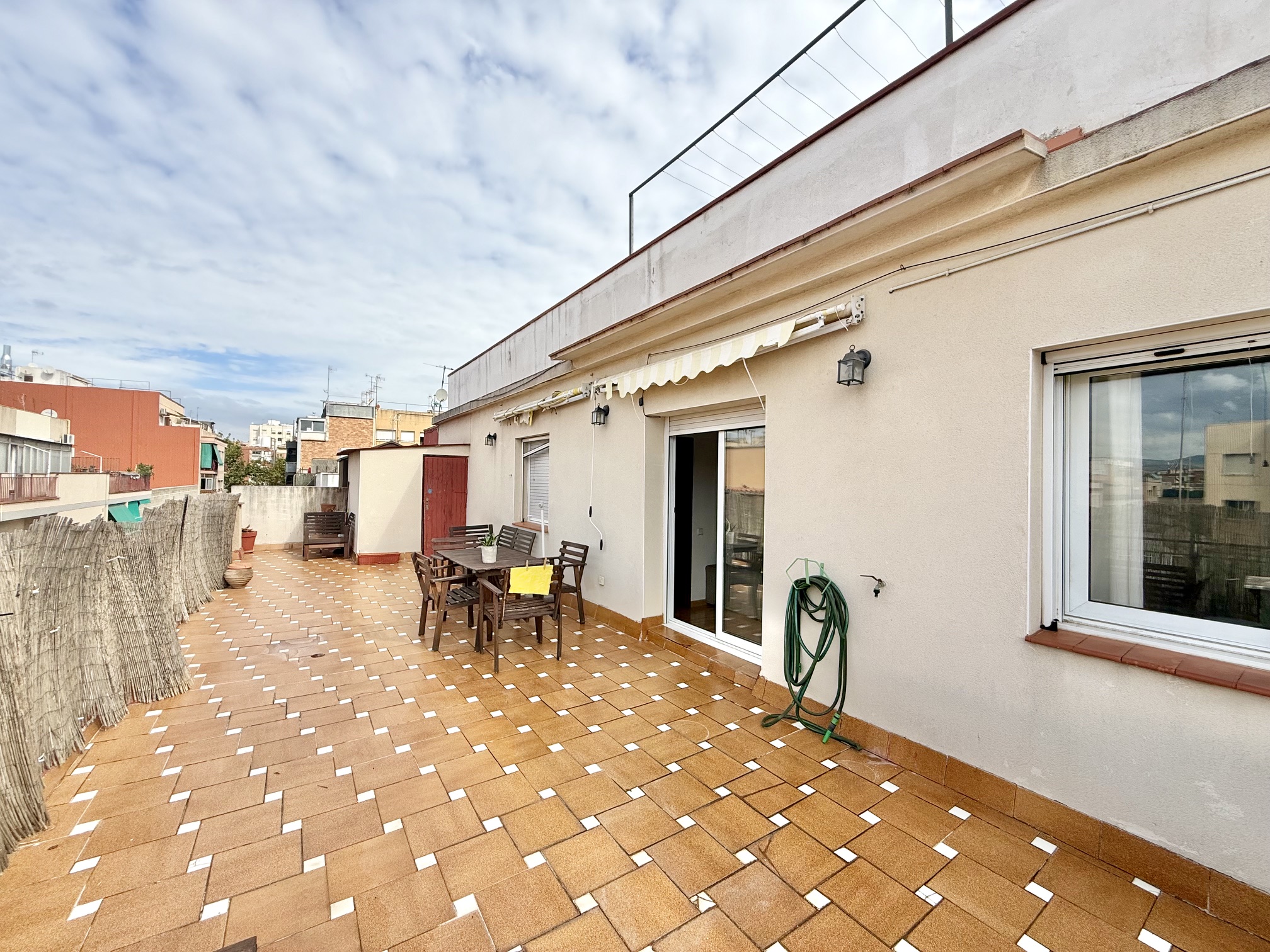 Terraza del ático en Cornellà de Llobregat